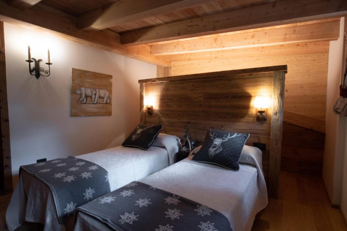 Chalet Degli Abeti By Ama Val Di Fassa Campitello di Fassa Exteriör bild
