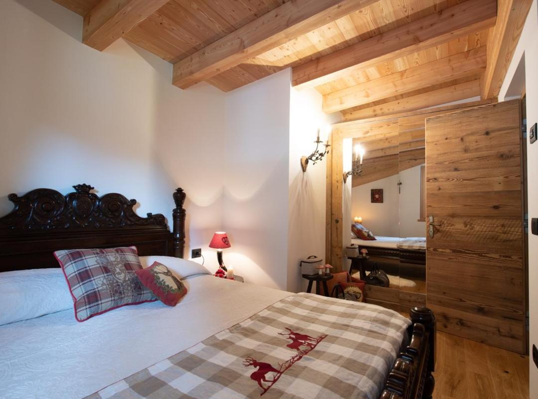 Chalet Degli Abeti By Ama Val Di Fassa Campitello di Fassa Exteriör bild
